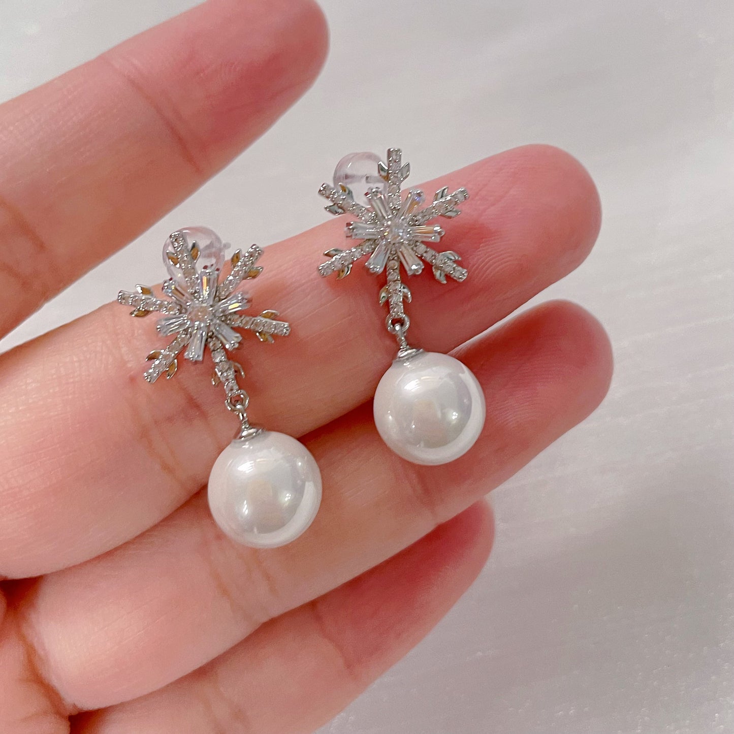 [Merry Christmas] Snowflake Pearl Earrings