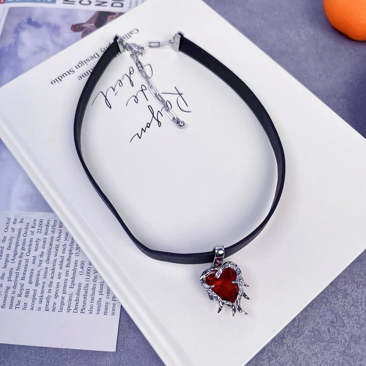 Ruby Leather Choker，Ruby Zircon Set