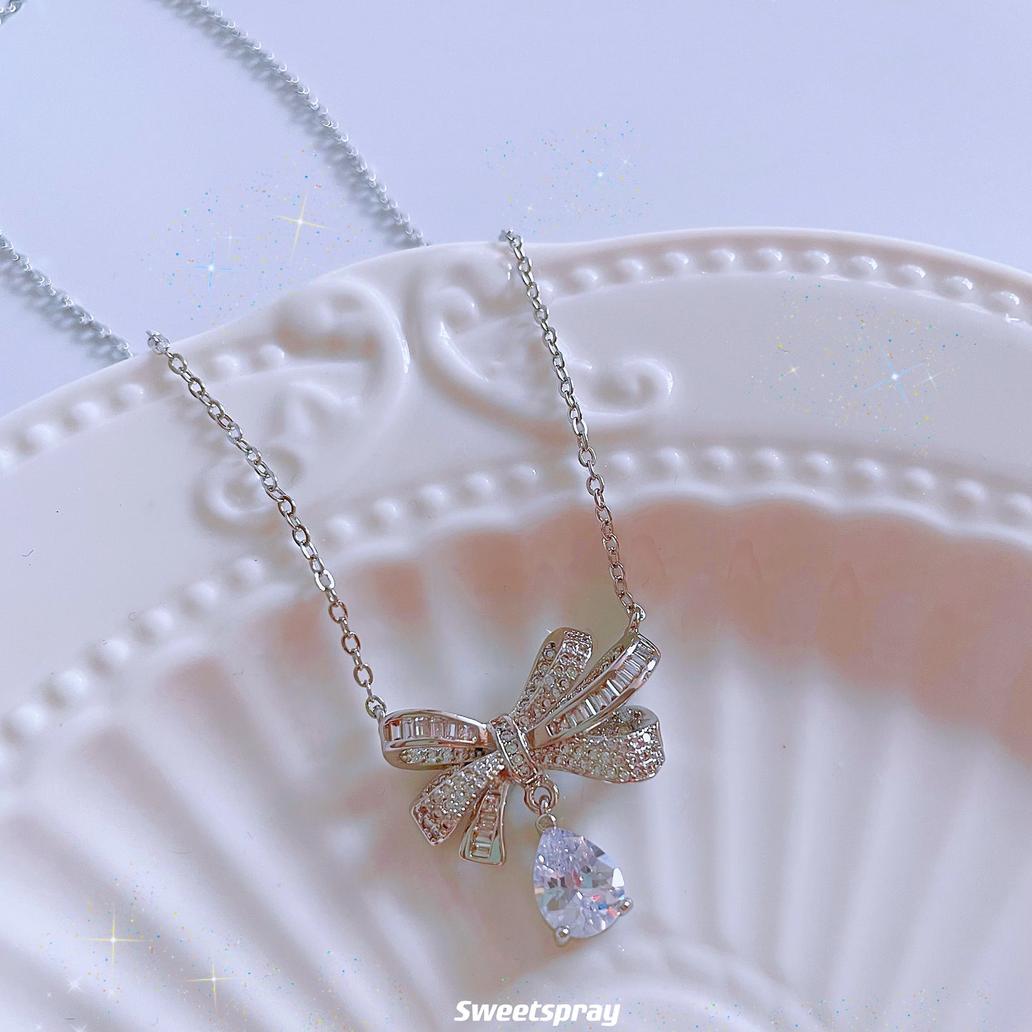 Bow Zircon Necklace