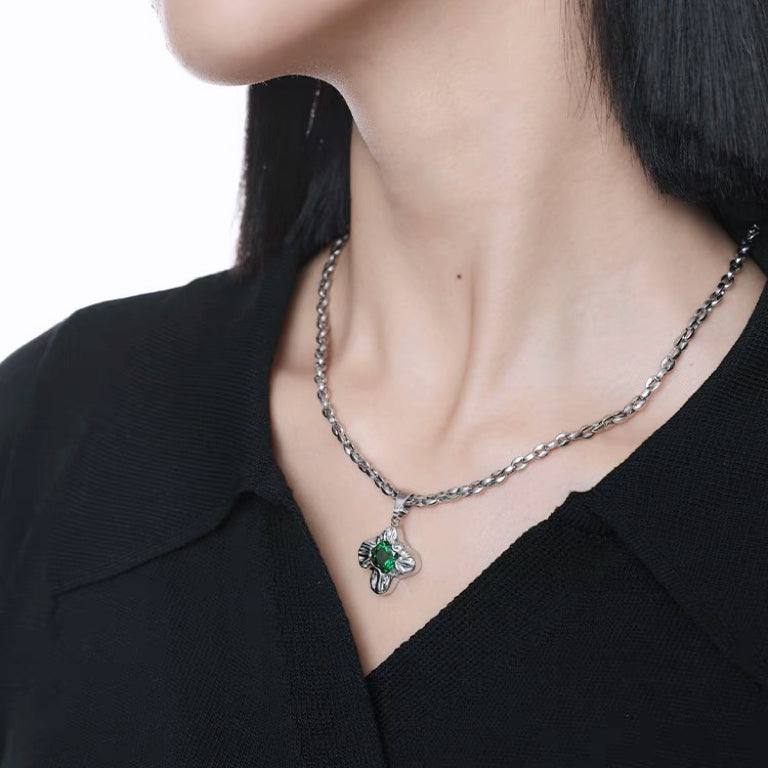 Emerald Zircon Clover Necklace