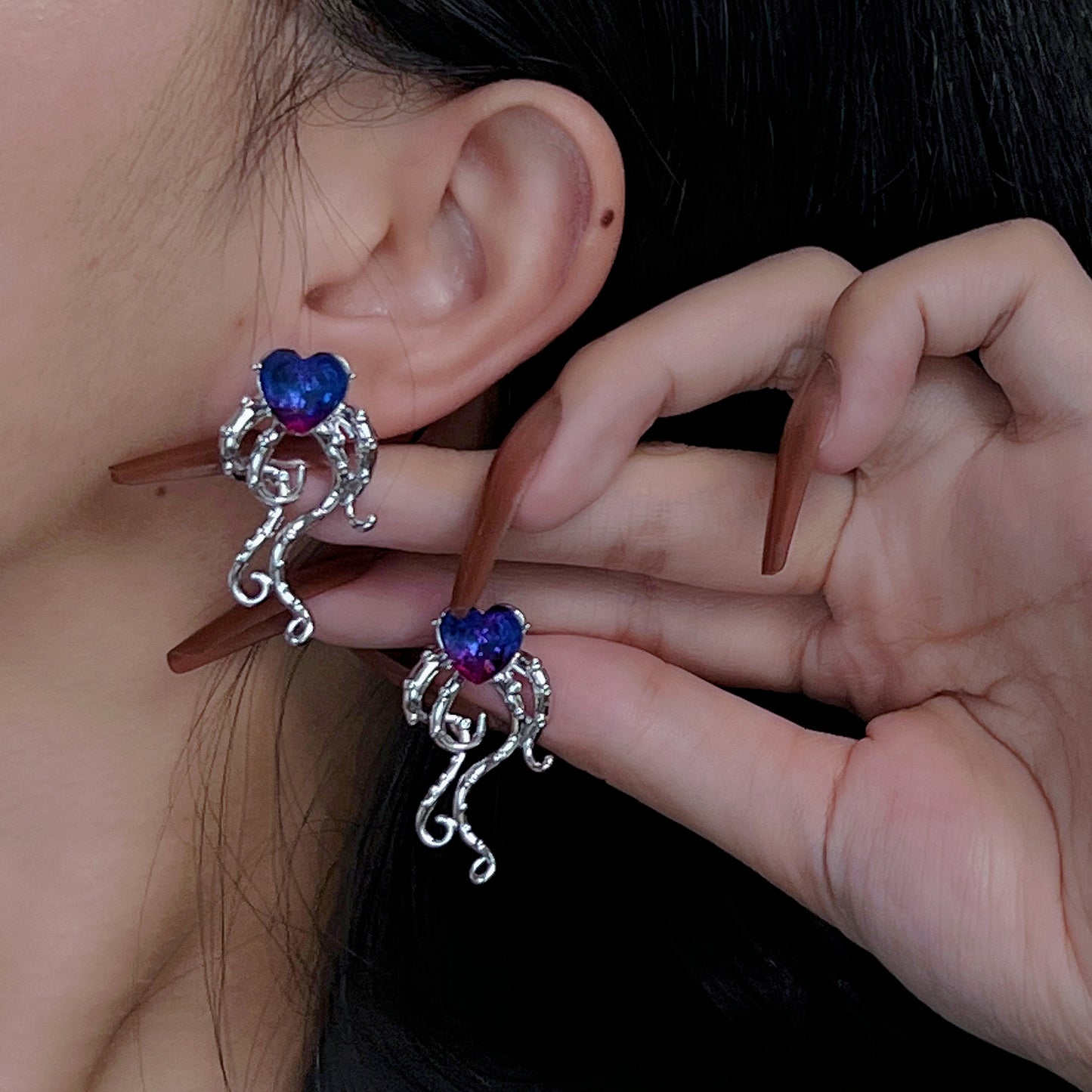 Purple Heart Zircon Earrings