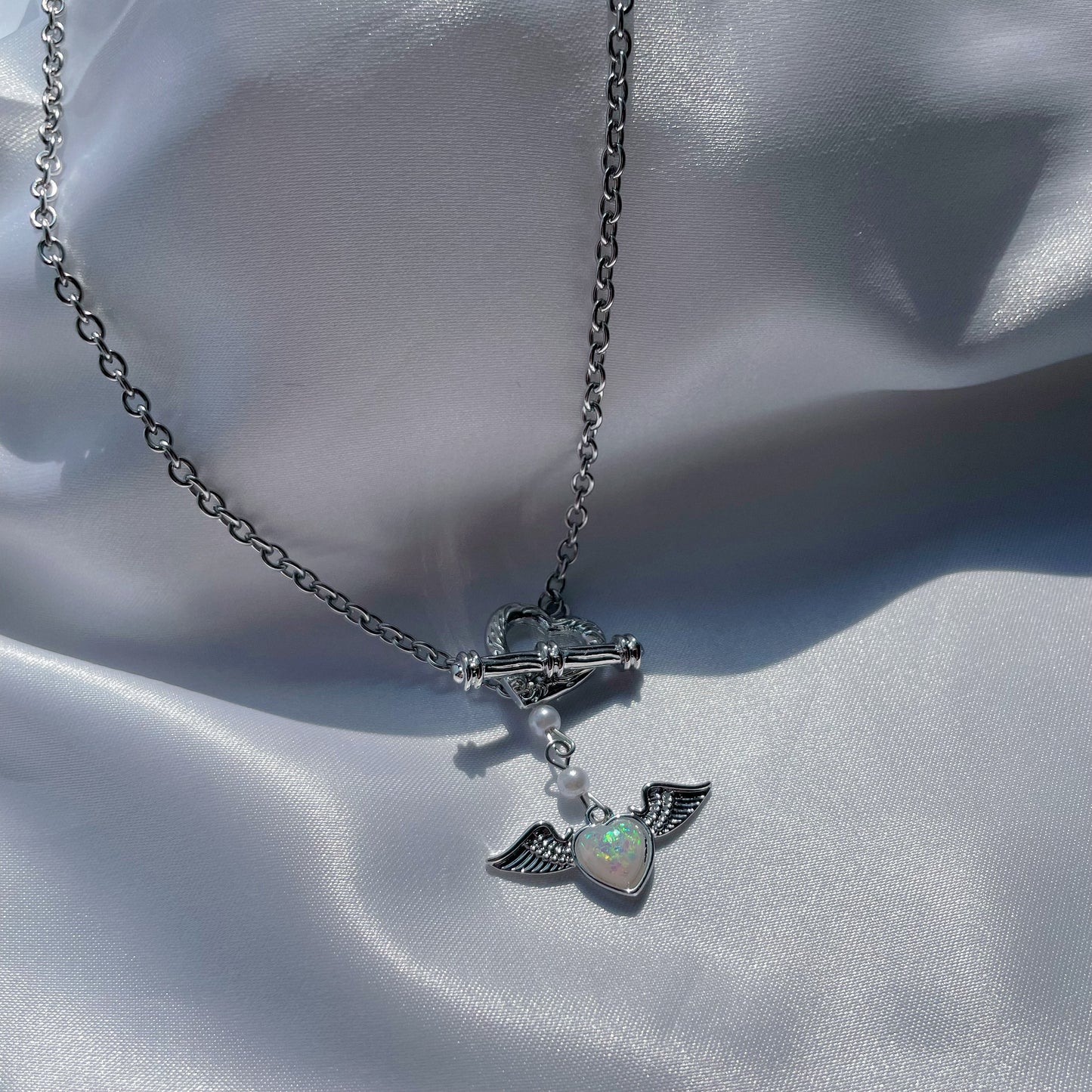 Angel Wings Heart Opal Necklace，Vintage Angel Medal Pendant Necklace