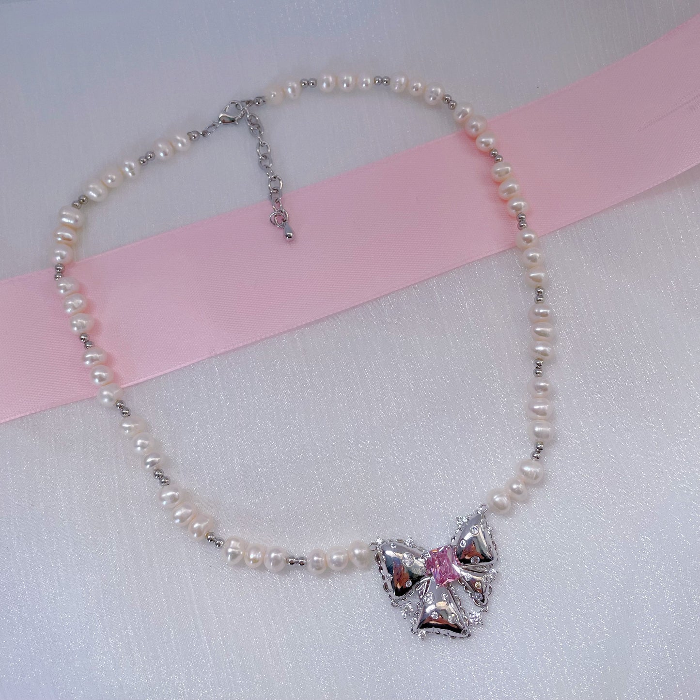 Pink Diamond Bow Pearl Necklace，Pink Zircon Earrings