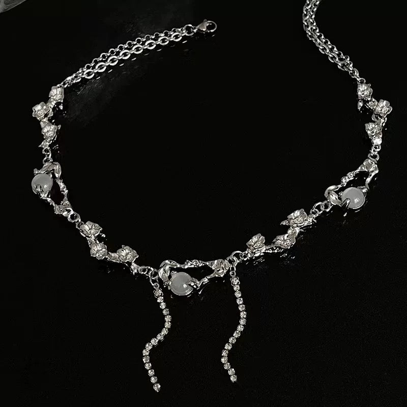 Rhinestones Tassel Flower Splicing Moonstone Necklace, Fashion Clavicle Chain