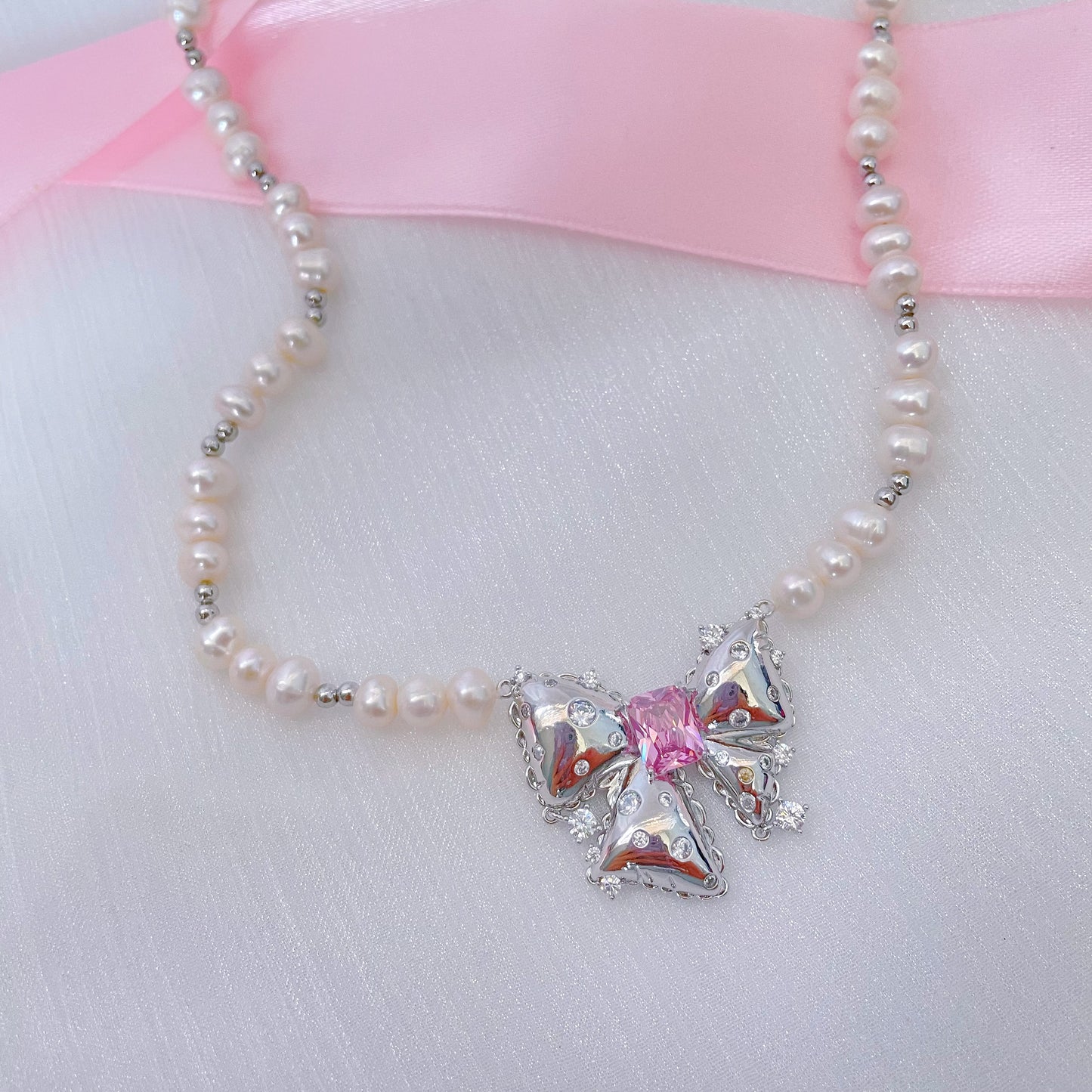 Pink Diamond Bow Pearl Necklace，Pink Zircon Earrings