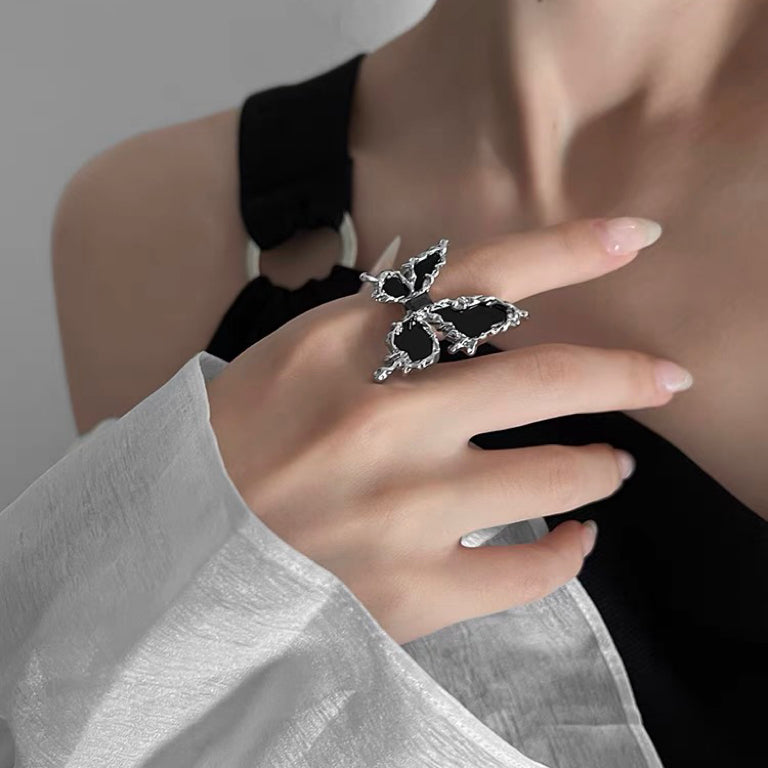 Metal Liquid Black Butterfly Ring