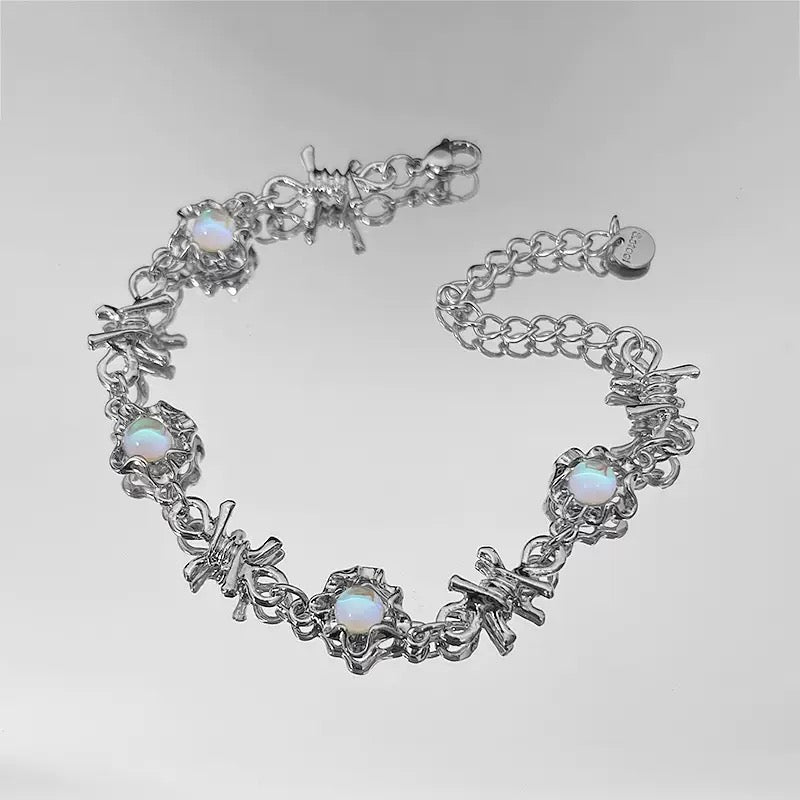 Thorns Zircon Bracelet