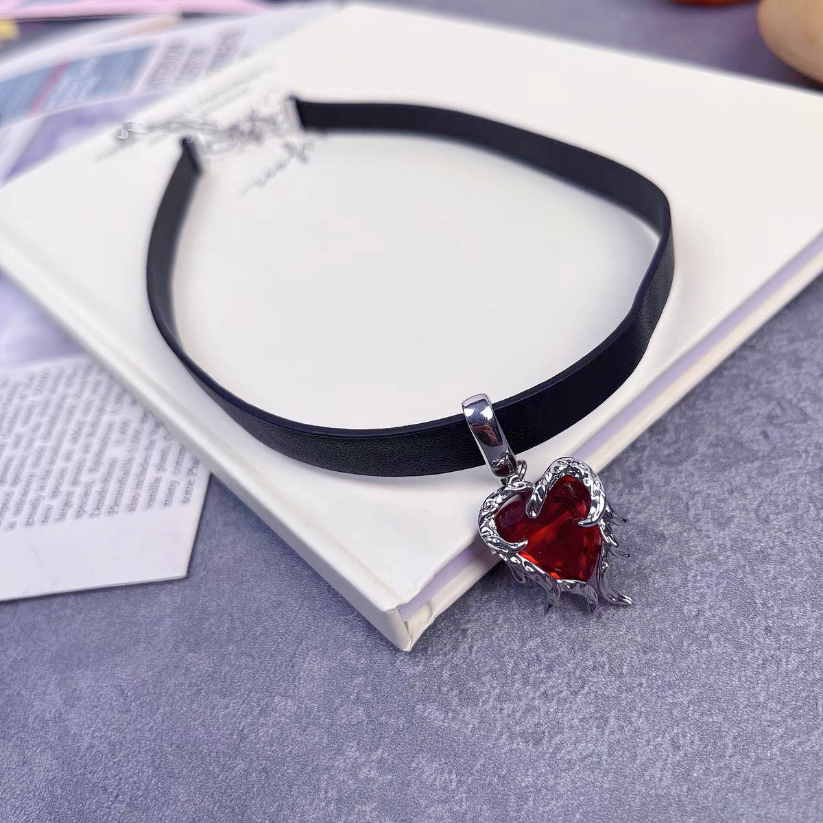 Ruby Leather Choker，Ruby Zircon Set