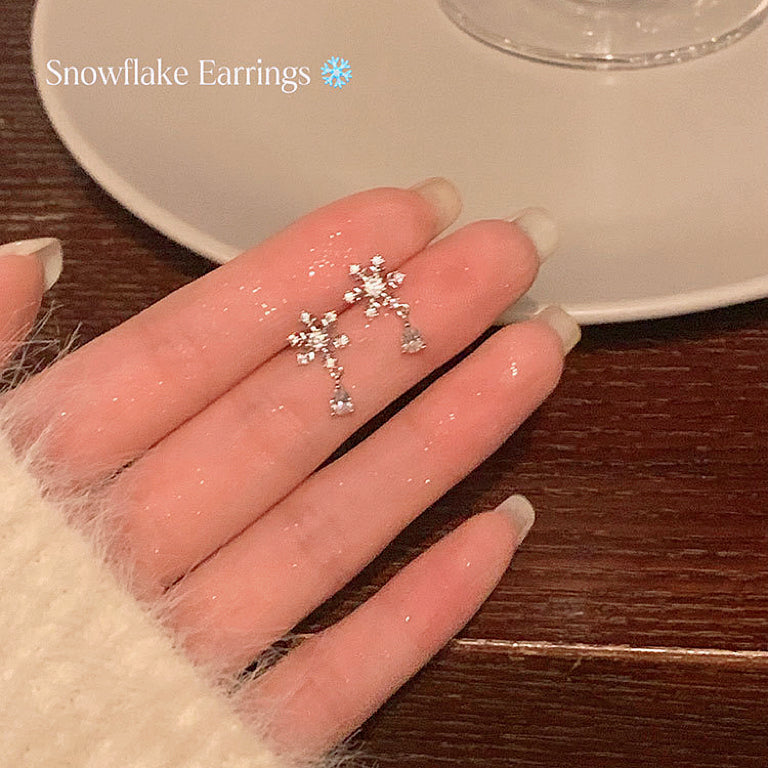 [Merry Christmas] Snowflake Zircon Earrings