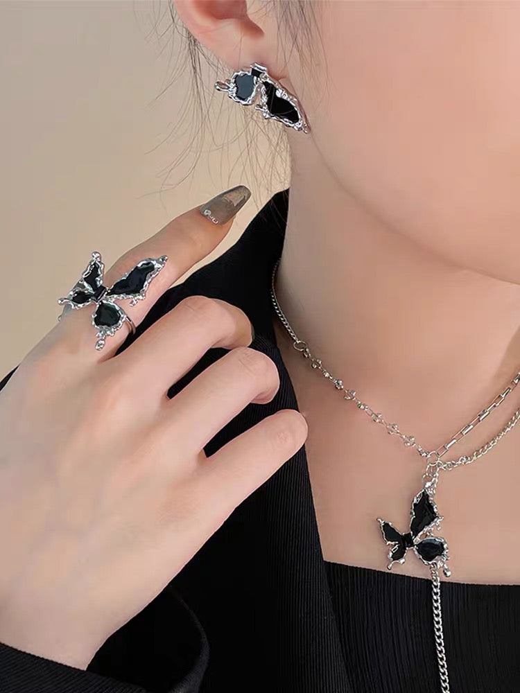 Metal Liquid Black Butterfly Necklace