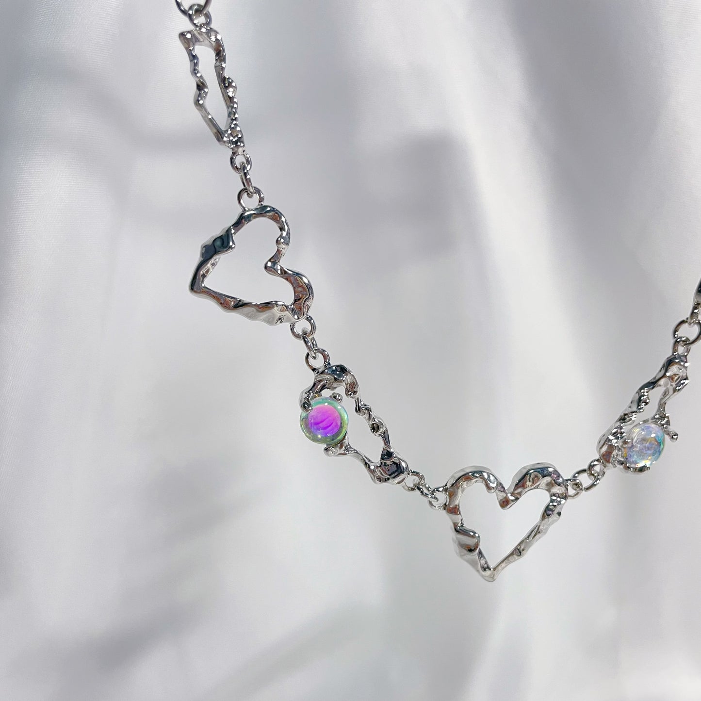 Hollow Heart Stitching Zircon Necklace