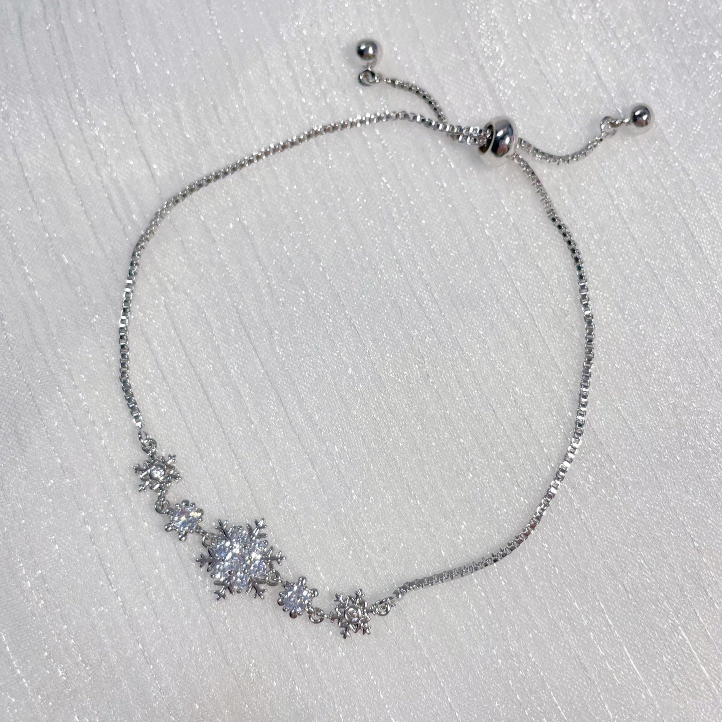 Snowflake Zircon Bracelet